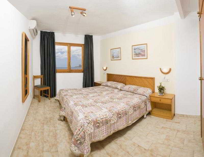 Apartamentos Bahia De San Antonio Сан-Антонио-Абад Номер фото