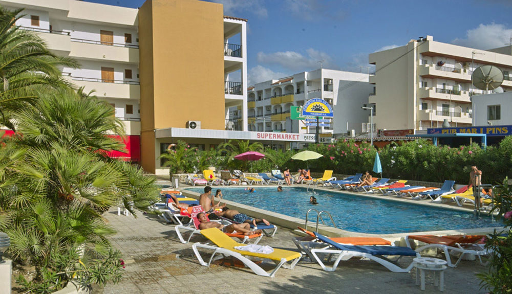 Apartamentos Bahia De San Antonio Сан-Антонио-Абад Экстерьер фото