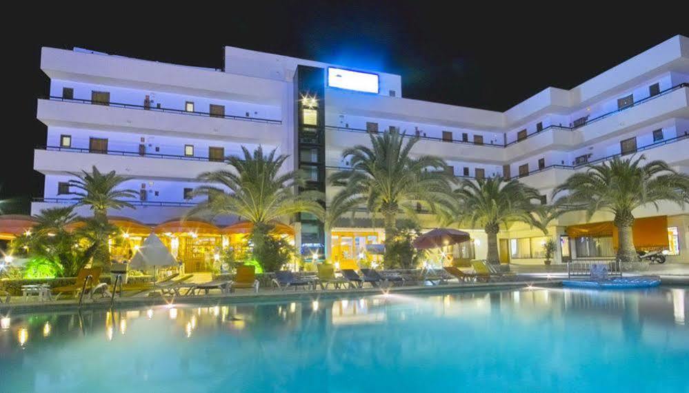 Apartamentos Bahia De San Antonio Сан-Антонио-Абад Экстерьер фото